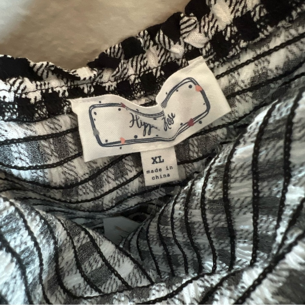 Hippie Rose Black White Gingham Tiered Spaghetti Strap Smocked shirt - Picture 4 of 6